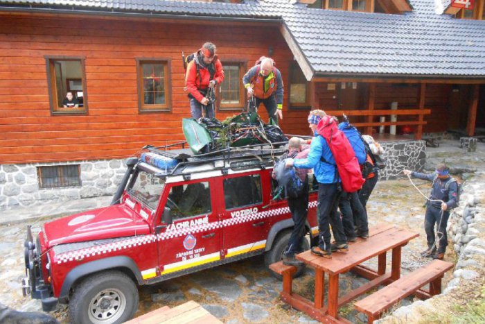 Ilustračný obrázok k článku Záchranárov nájdete už aj na sociálnych sieťach: Novinky a správy priamo v mobile