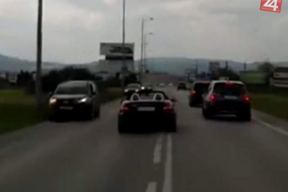 Ilustračný obrázok k článku Padlo rozhodnutie trenčianskeho súdu: TAKÝTO trest si odskáče šofér, ktorý blokoval sanitku!