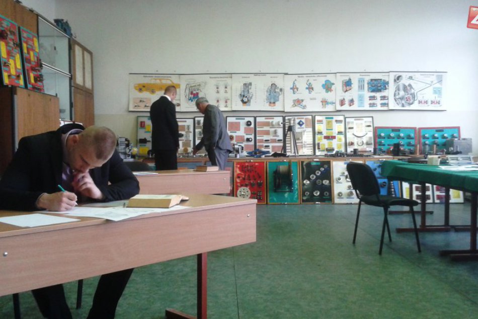 Ilustračný obrázok k článku Veľký deň košických študentov na FOTKÁCH: Skladali skúšku dospelosti, už chystajú oslavy