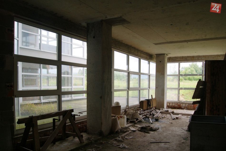 Ilustračný obrázok k článku Časť žiarskej nemocnice ďalej chátra: Ako sa pohli veci s pavilónom B?