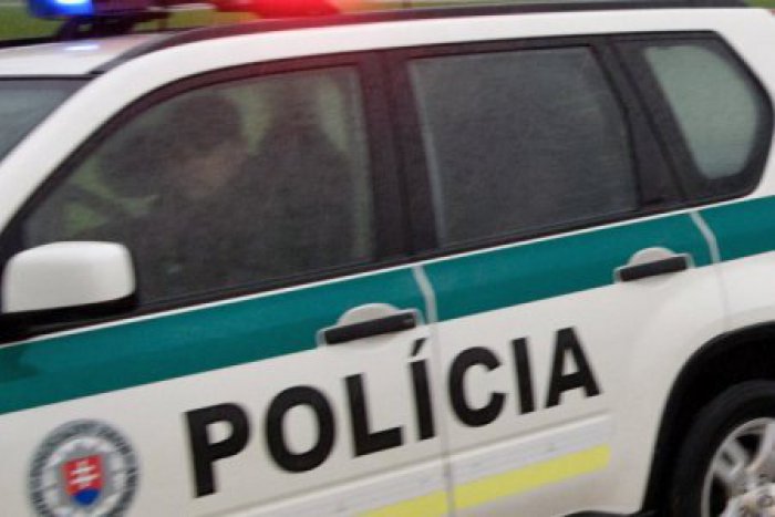 Ilustračný obrázok k článku Muži zákona hrdinami: Policajti v Poprade zachránili život 20-ročného muža