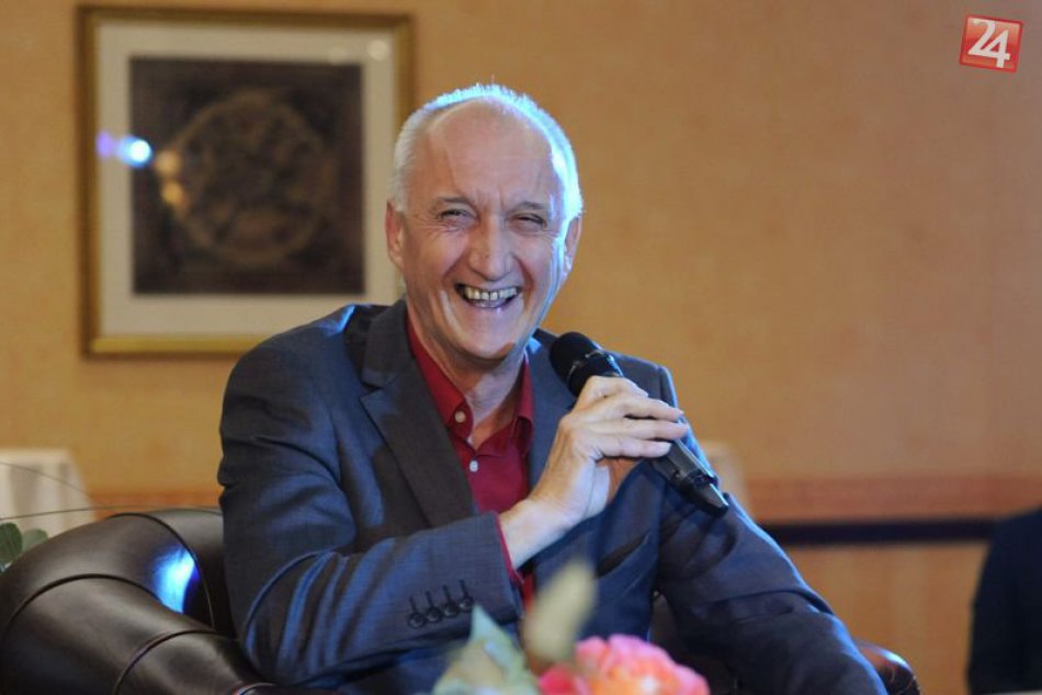 Ilustračný obrázok k článku Jozef Banáš mieri do nášho mesta: Aký bude jeho program?