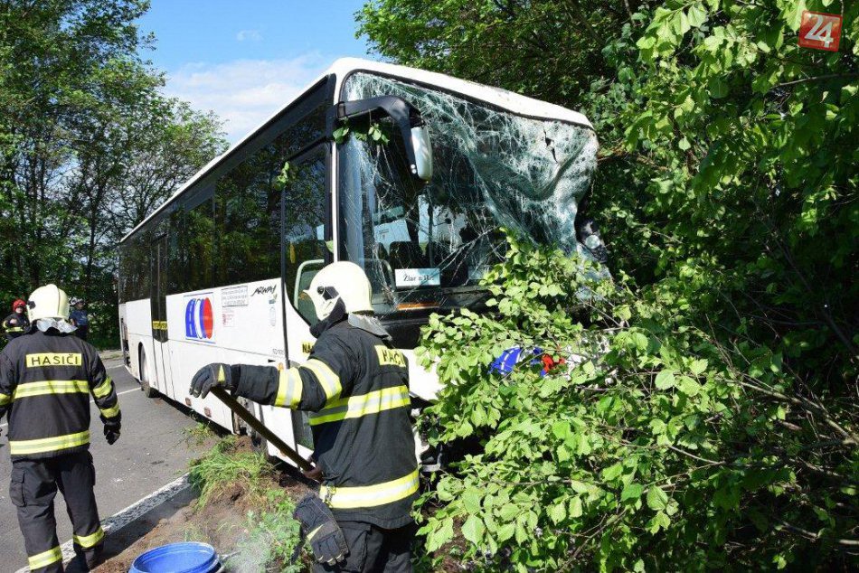 Ilustračný obrázok k článku FOTO priamo z miesta: Muži zákona objasnili, čo sa vlastne stalo s autobusom pri Hrone