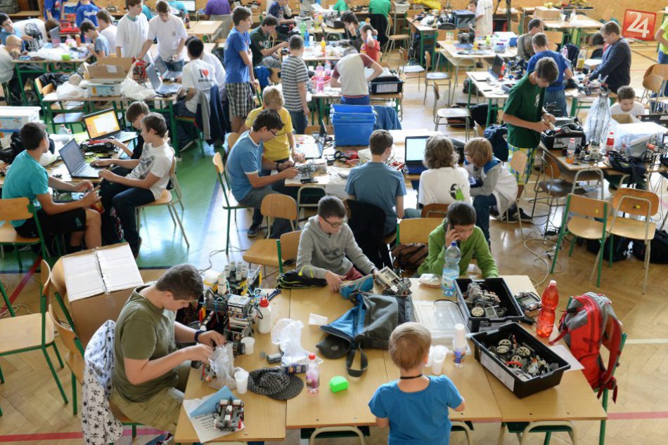 Ilustračný obrázok k článku Súboj robotov na FOTKÁCH: Košickí študenti medzi elitou!