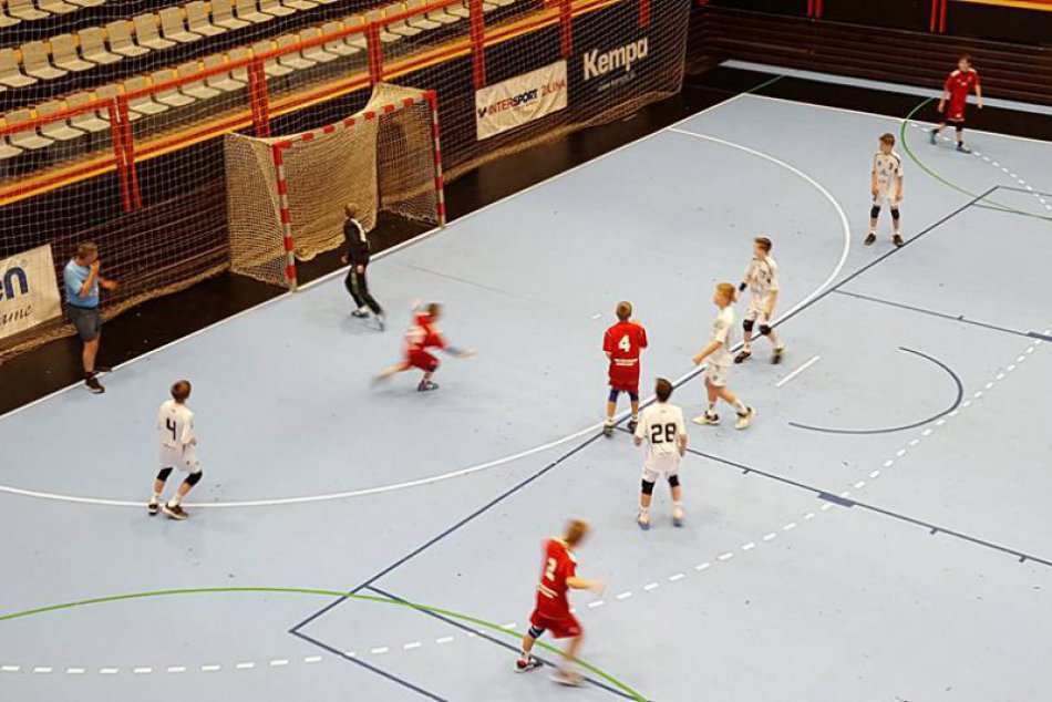 Ilustračný obrázok k článku Mikulášska hádzaná: Mladí Zámčania privítajú na turnaji rovesníkov zo zahraničia