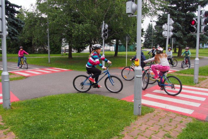 Ilustračný obrázok k článku Polícia i Slovenský Červený kríž pripravili deti na prázdniny: Čo všetko v Košiciach absolvovali?