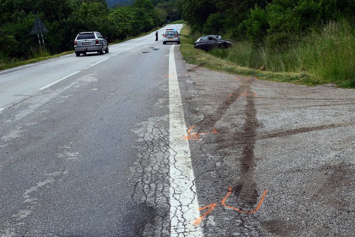 Ilustračný obrázok k článku Nehoda na známej zákrute pri Rožňave: Vodič (22) dostal šmyk a ...