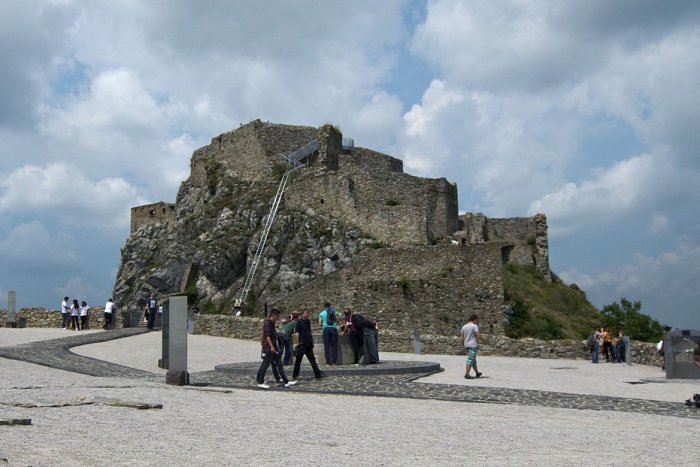 Ilustračný obrázok k článku Busta Antona Srholca bude stáť pri Bráne slobody