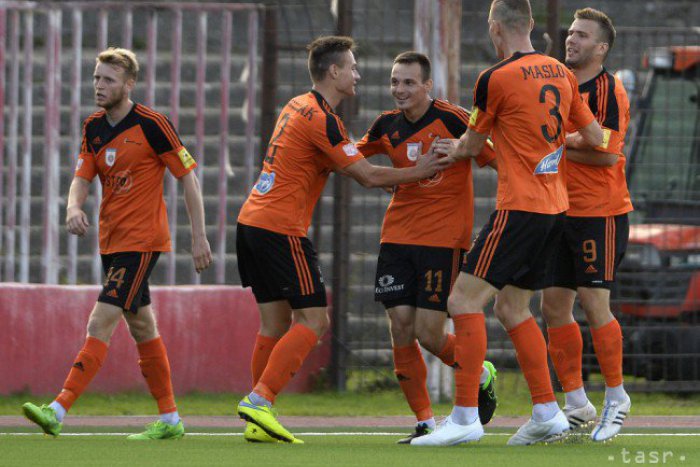 Ilustračný obrázok k článku Naši futbalisti pokračujú s prípravou v Česku, testujú viacerých hráčov