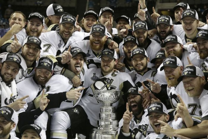 Ilustračný obrázok k článku FOTO: Sedem rokov nešťastia je preč. Pittsburgh slávi zisk Stanley Cupu