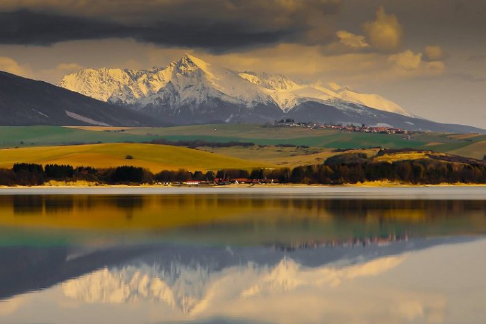 Ilustračný obrázok k článku SVET O SLOVENSKU: Walesania vzdali poctu slovenskej prírode, mestám a ľuďom