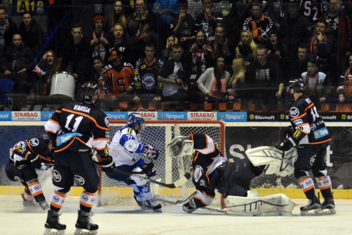 Ilustračný obrázok k článku Oceliari začnú sezónu na vlastnom ľade: Kto vykorčuľuje proti košickým hokejistom?
