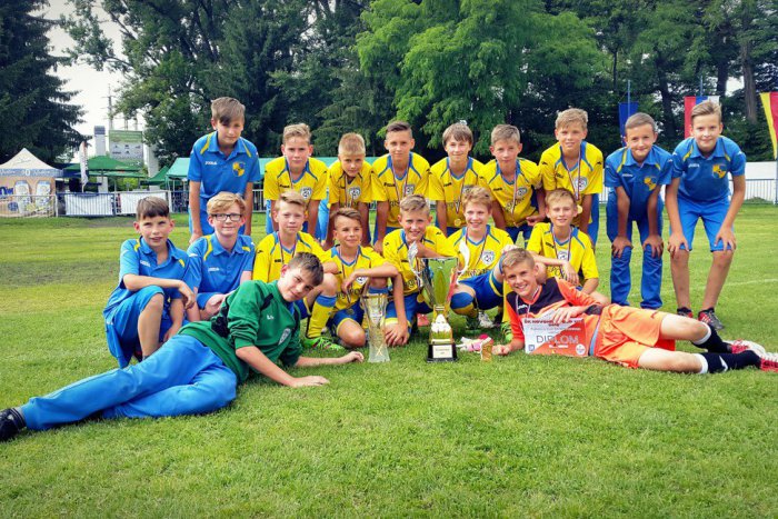 Ilustračný obrázok k článku Krásny úspech pre žiarsky futbal: Chalani z Pohronia víťazmi medzinárodného turnaja! FOTO