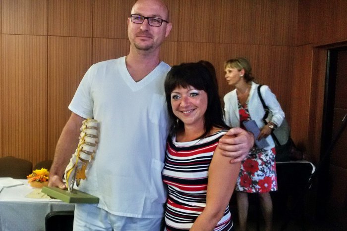 Ilustračný obrázok k článku Novozámockej nemocnici sa podaril fantastický kúsok: Ochrnutá budúca mamička porodila zdravého syna a opäť chodí