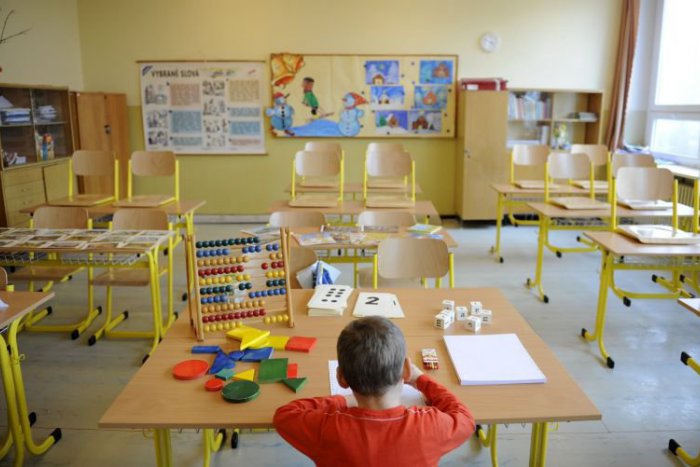 Ilustračný obrázok k článku Rodičia si môžu vydýchnuť. Málotriedky od septembra nezaniknú