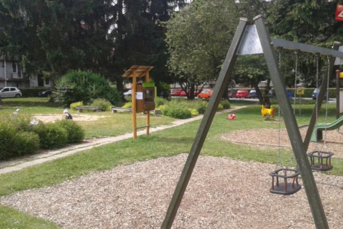 Ilustračný obrázok k článku Vymeň alebo vráť: Vďaka mladému Ivanovi je obyčajná tabuľa plná informácií