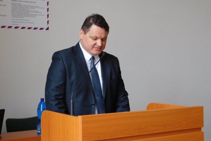 Ilustračný obrázok k článku Mestský parlament má nového člena: Do poslaneckého kresla zasadla úplne nová tvár