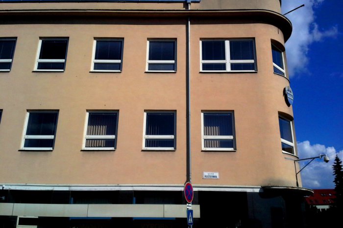 Ilustračný obrázok k článku Čakajú vás vybavovačky na stavebnom úrade? V týchto dňoch neuspejete