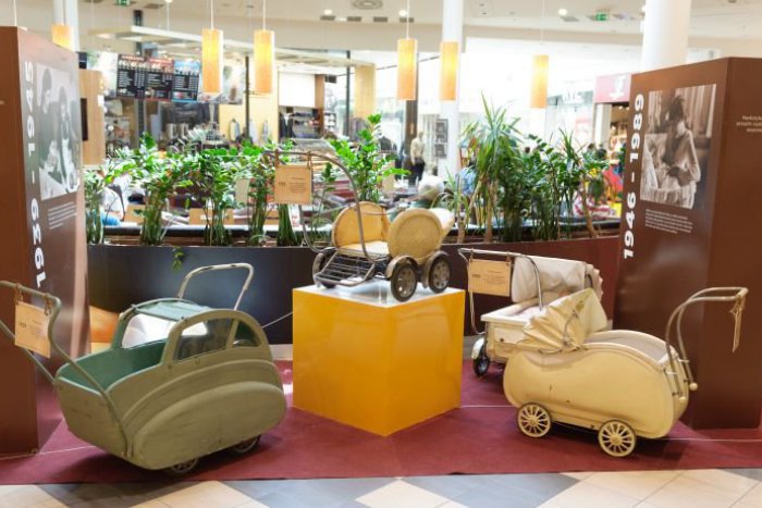 Ilustračný obrázok k článku KURIOZITA DŇA: História na kolesách, ktoré vozili generácie detí