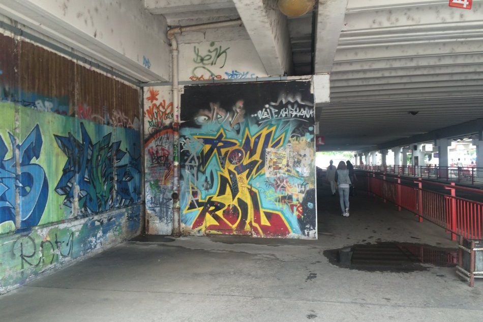 Ilustračný obrázok k článku FOTO: Veľká hanba Zvolena: Dočká sa autobusová stanica rekonštrukcie?