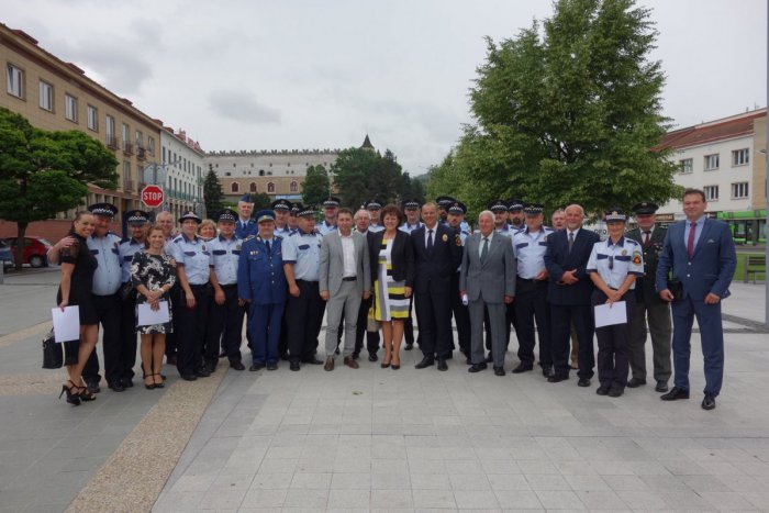 Ilustračný obrázok k článku FOTO: Zvolenská polícia oslavuje 25 rokov. Začínala s jedným autom a piatimi pištoľami