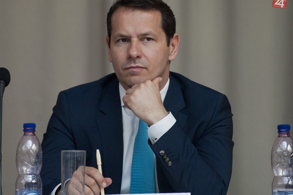 Ilustračný obrázok k článku Novým prezidentom SZĽH je Martin Kohút. Tibor Turan  prehral o 23 hlasov