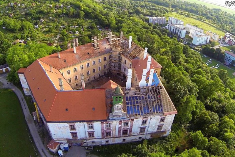 Ilustračný obrázok k článku O tomto ste vedeli? 10 naj zaujímavostí o zámku v Hlohovci