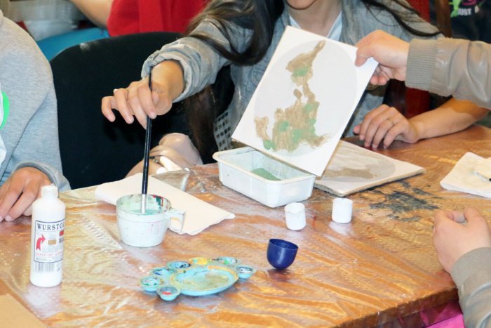 Ilustračný obrázok k článku Tribečské múzeum vzdelávalo: Postihnuté deti sa zabavili tvorivými aktivitami