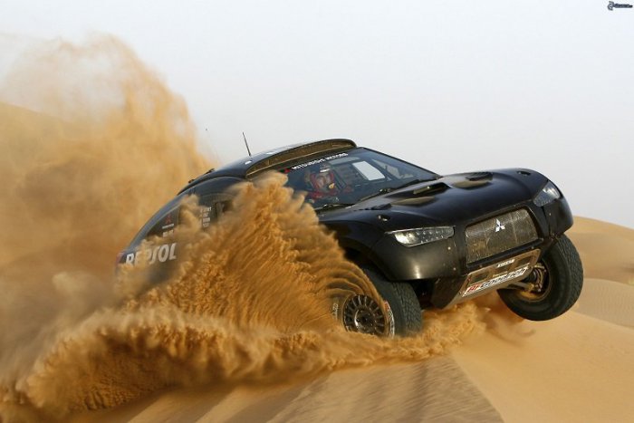 Ilustračný obrázok k článku Nad Slovenskom opäť lieta saharský prach. Postupne sa dostane až nad Arktídu