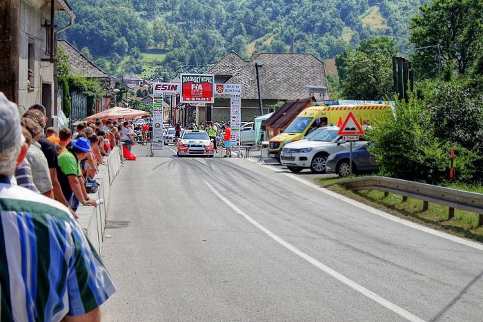 Ilustračný obrázok k článku Dobšinský kopec predo dvermi: Známe mená potvrdili účasť!