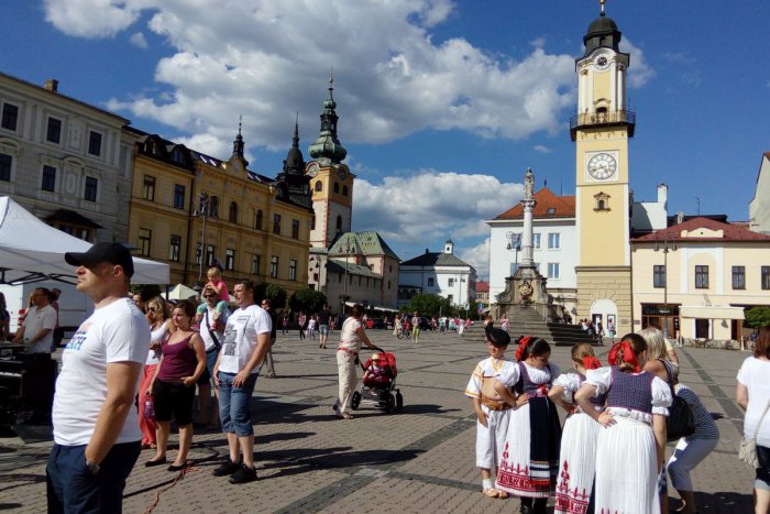 Ilustračný obrázok k článku Víkend v Bystrici netreba presedieť doma. Pestrá ponuka akcií priamo v meste