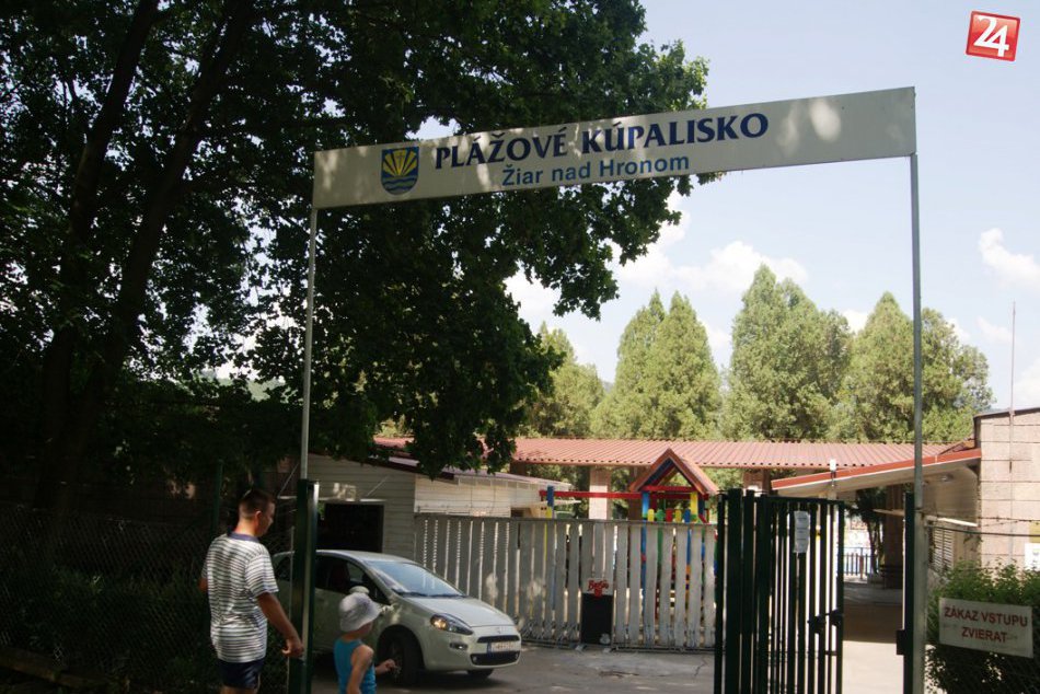 Ilustračný obrázok k článku Kúpalisko už v auguste zázraky nečaká: Onedlho ho vystrieda plaváreň