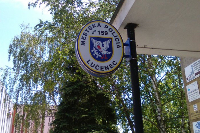 Ilustračný obrázok k článku Lučenčanov trápi kriminalita v meste. Ako chce radnica riešiť vážny stav?