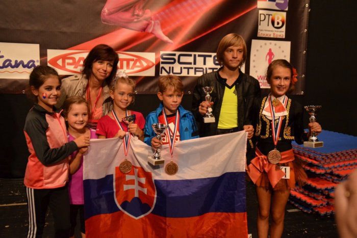 Ilustračný obrázok k článku Z KAŽDÉHO KÚTA: Zvolen sa pýši majstrami sveta, u prezidenta sa premával nečakaný hosť