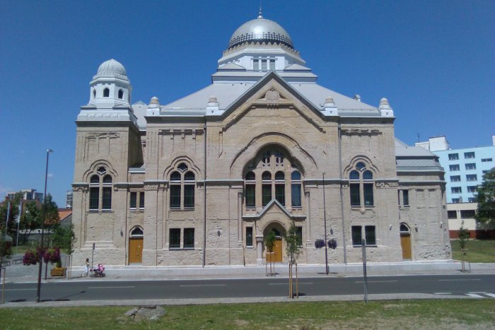 Ilustračný obrázok k článku Prvý júlový víkend v Lučenci a okolí: Poradíme vám 7 akcií na voľné dni