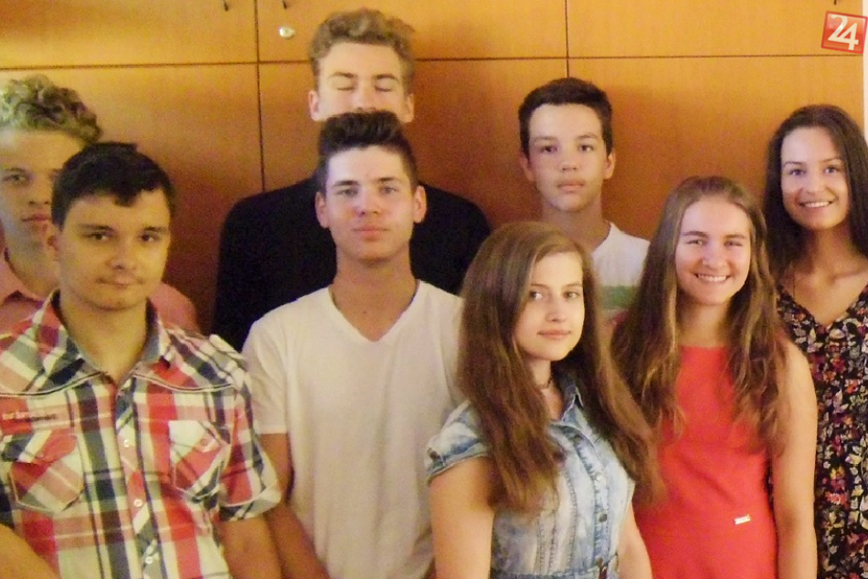 Ilustračný obrázok k článku Jedna etapa je na konci, začína nová: Rozlúčka prešovských deviatakov na fotkách