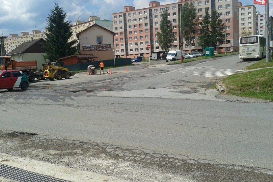 Ilustračný obrázok k článku SERIÁL: Najbizarnejšie križovatky v Brezne: Čím trápi vodičov výjazd z Mazorníkova?