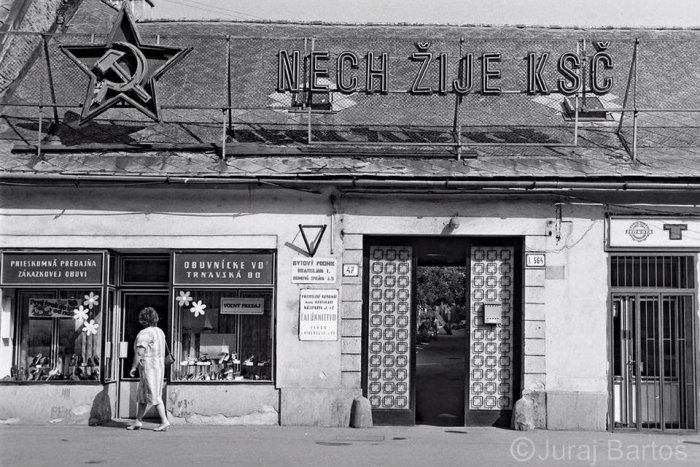 Ilustračný obrázok k článku OBRAZOM: Spomínate si ešte, ako vyzerala Obchodná ulica v roku 1986?