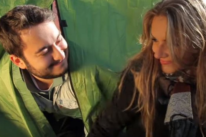 Ilustračný obrázok k článku Bude z toho letný hit? Východniarska kapela spieva o atmosfére letných festivaloch