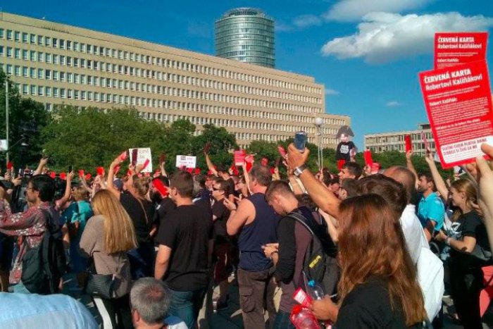Ilustračný obrázok k článku FOTO: Kauza Kaliňák opäť vytiahla ľudí do ulíc. K Bratislave sa pridali aj Košice