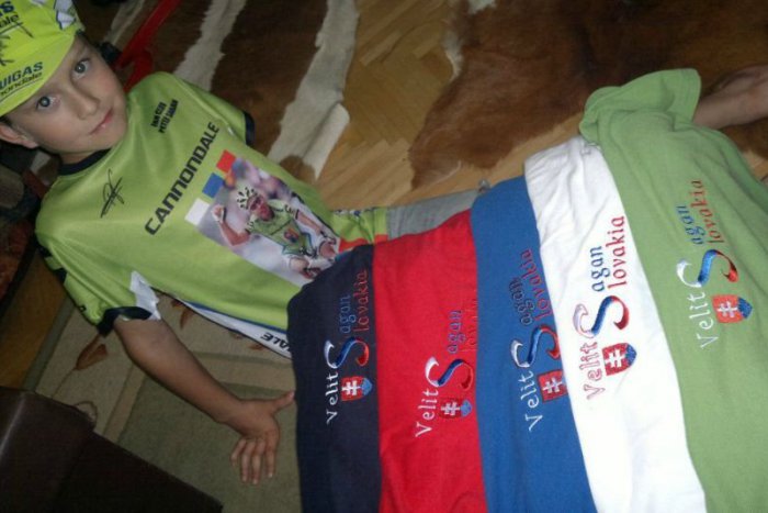 Ilustračný obrázok k článku FANDÍME SAGANOVI: Skvelý cyklista si na Tour udržal žlté tričko! Držte palce Peťovi a pošlite foto!