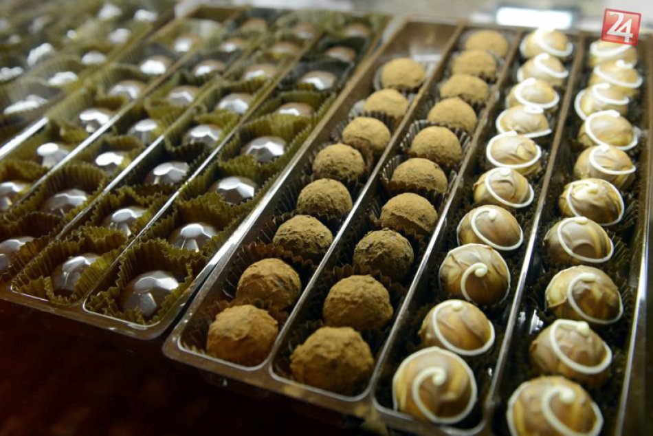 Ilustračný obrázok k článku RANNÁ ŠTVORKA: Deň čokolády môžu pokaziť búrky