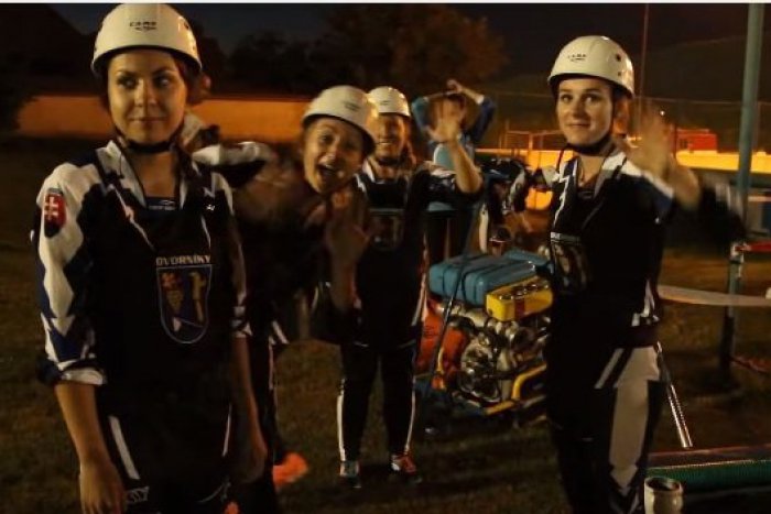 Ilustračný obrázok k článku Parádna akcia v našom okrese: Nočná súťaž hasičov so všetkým, čo k tomu patrí!