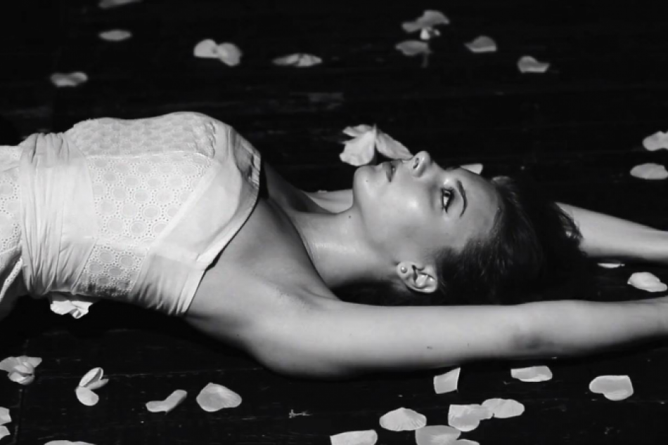 Ilustračný obrázok k článku VIDEO: Mladý Zvolenčan vydal nový song: V klipe úchvatný výstup krásnej tanečnice