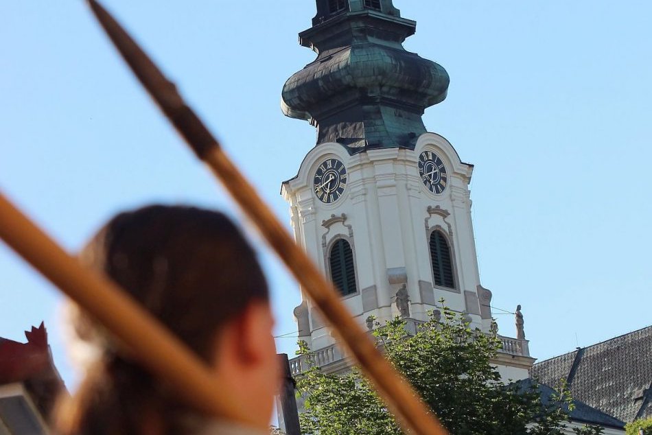 Ilustračný obrázok k článku Nitra sa pripravuje na turistickú sezónu: Otvoria aj štyri pivnice pod hradom