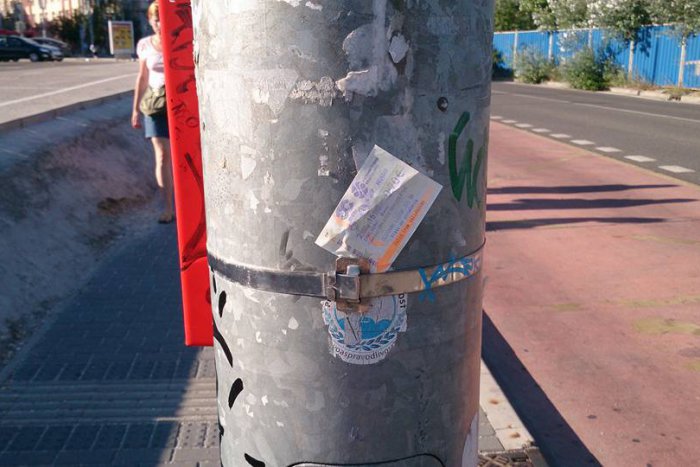 Ilustračný obrázok k článku Na Hlavnej stanici som vám nechal darček