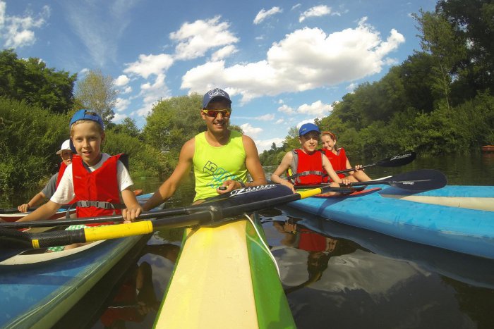 Ilustračný obrázok k článku Mesiac od otvorenia lodenice: Prví novozámockí kanoisti už na vode, FOTO