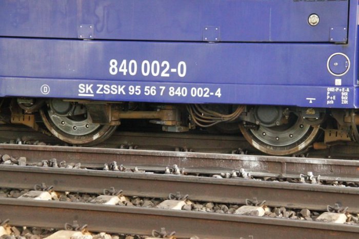 Ilustračný obrázok k článku Viete, kde sa hrajú vaše deti? Môžu byť na koľajniciach