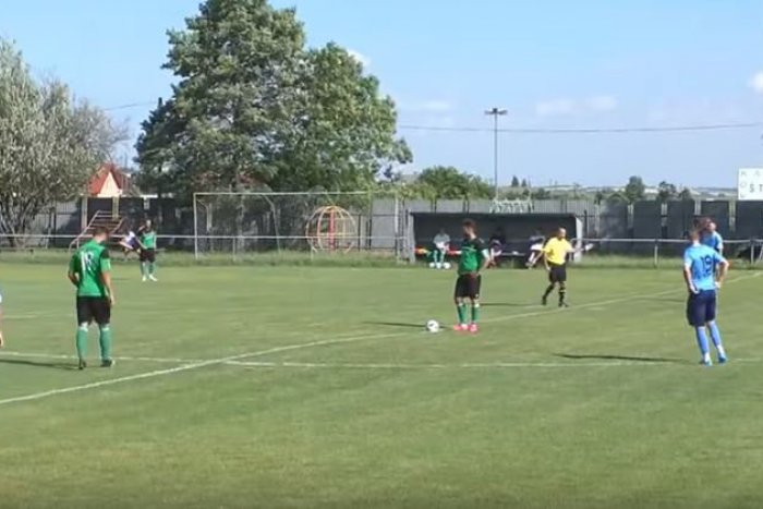 Ilustračný obrázok k článku Novozámockí futbalisti okúsili chuť trpkej prehry: Súper im poriadne nadelil, VIDEO