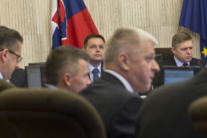 Ilustračný obrázok k článku Ministri si dali na vyše mesiac pauzu. Užijú si letné voľno